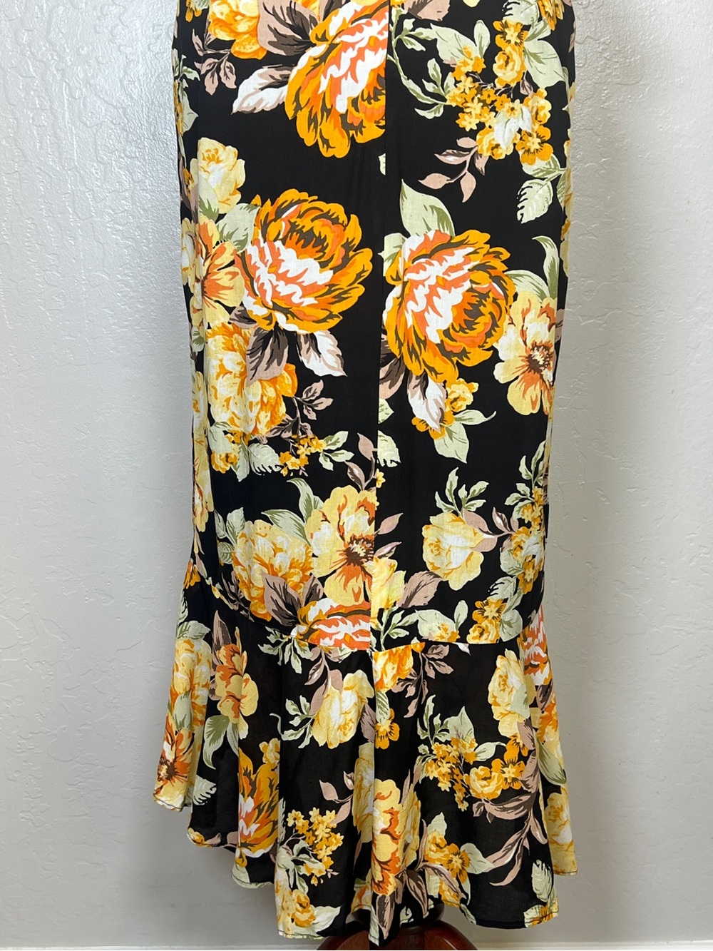 BARDOT Women’s Size S Black Yellow Floral Sleeveless Faux Wrap Peplum Midi Dress - Picture 11 of 13